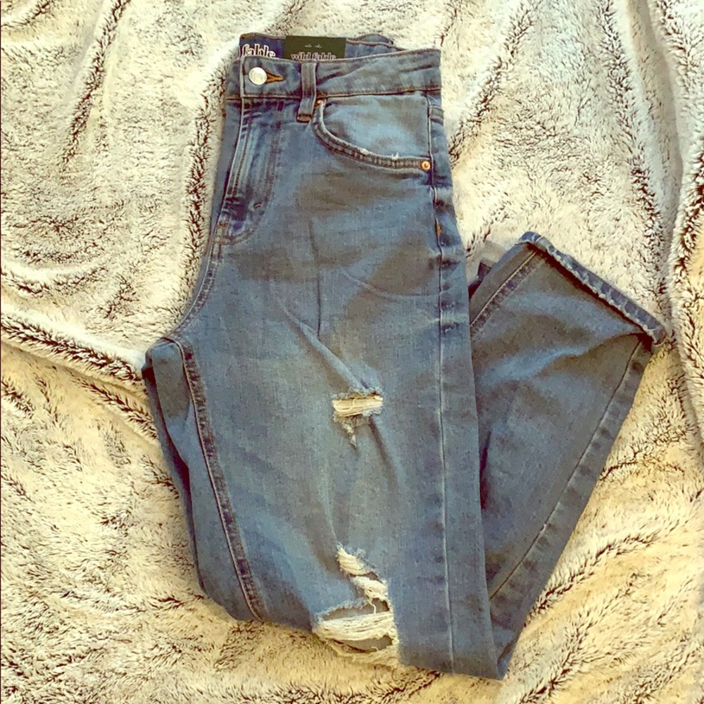 High rise mom jean